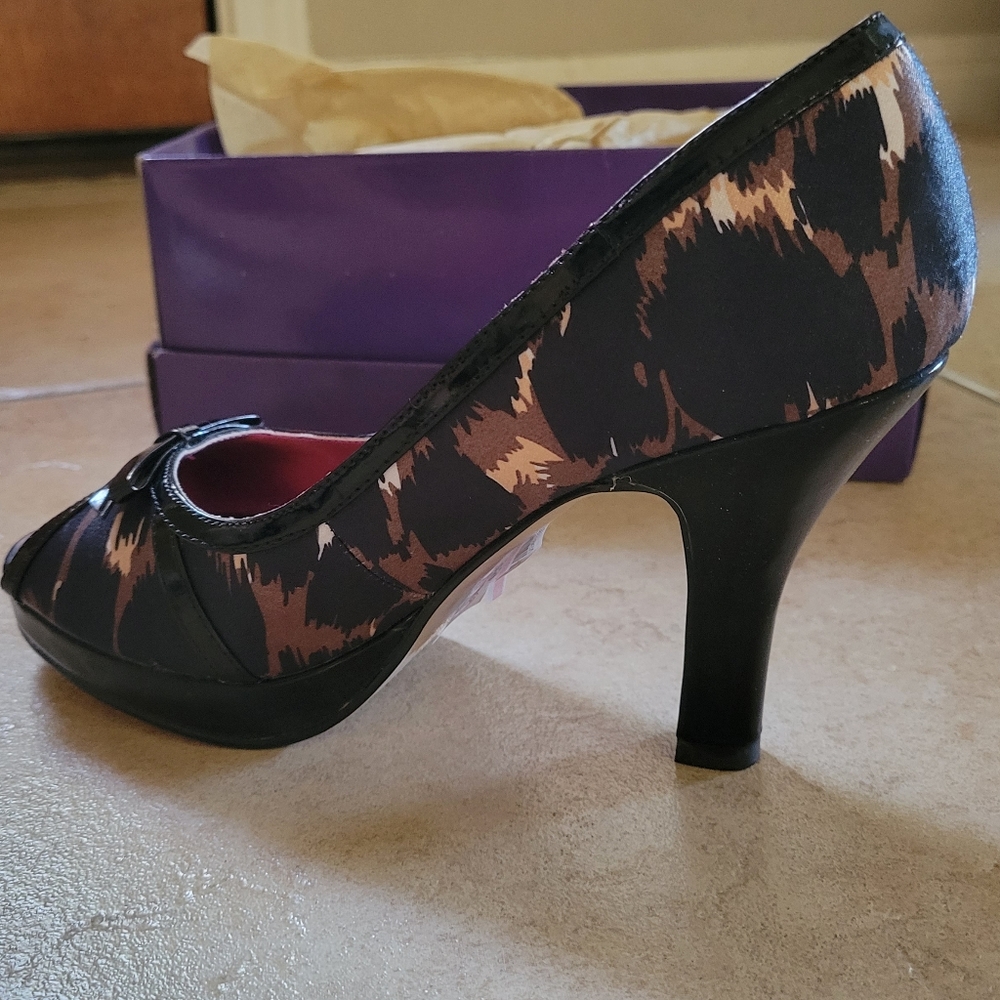 Leopard print heels